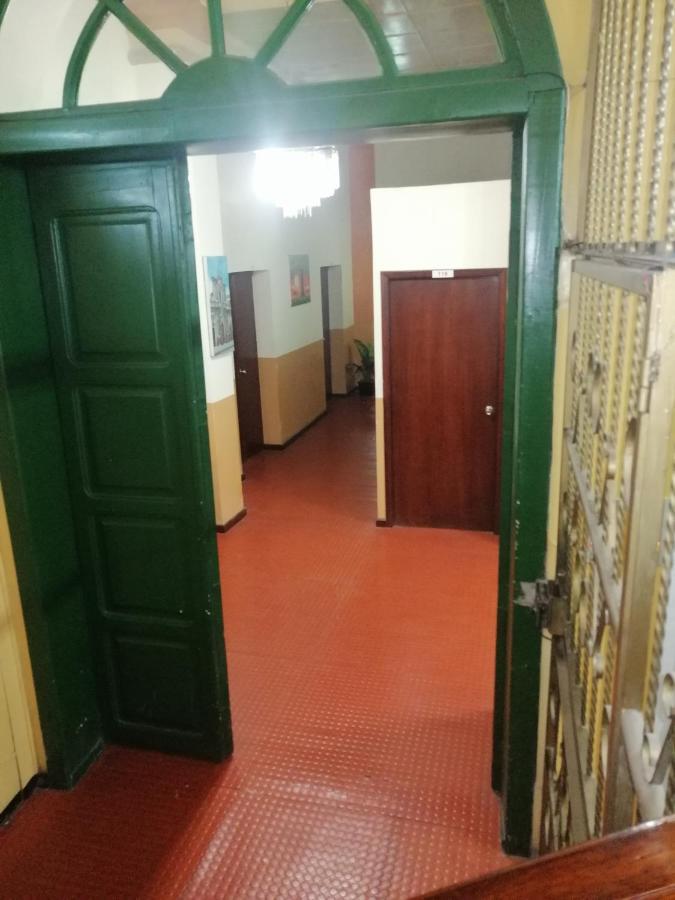 Hostal Victoria กีโต ภายนอก รูปภาพ