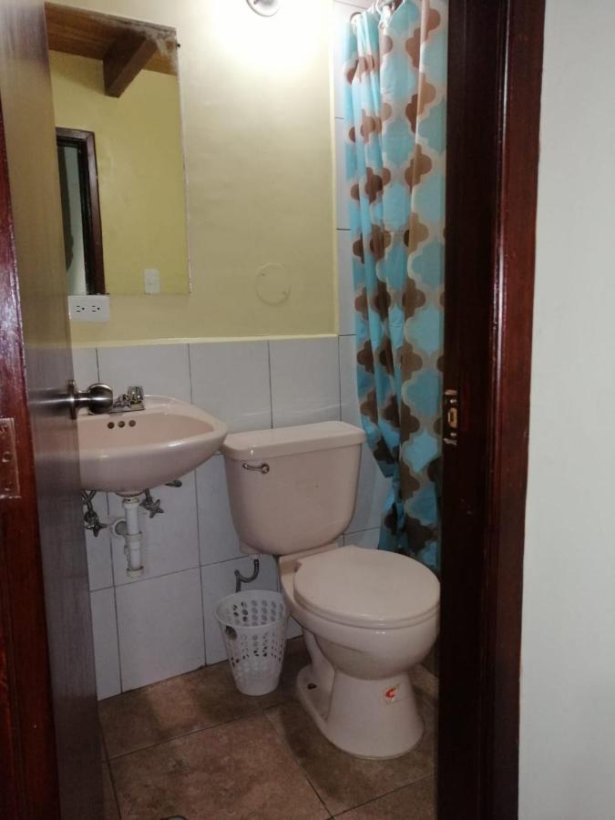 Hostal Victoria กีโต ภายนอก รูปภาพ