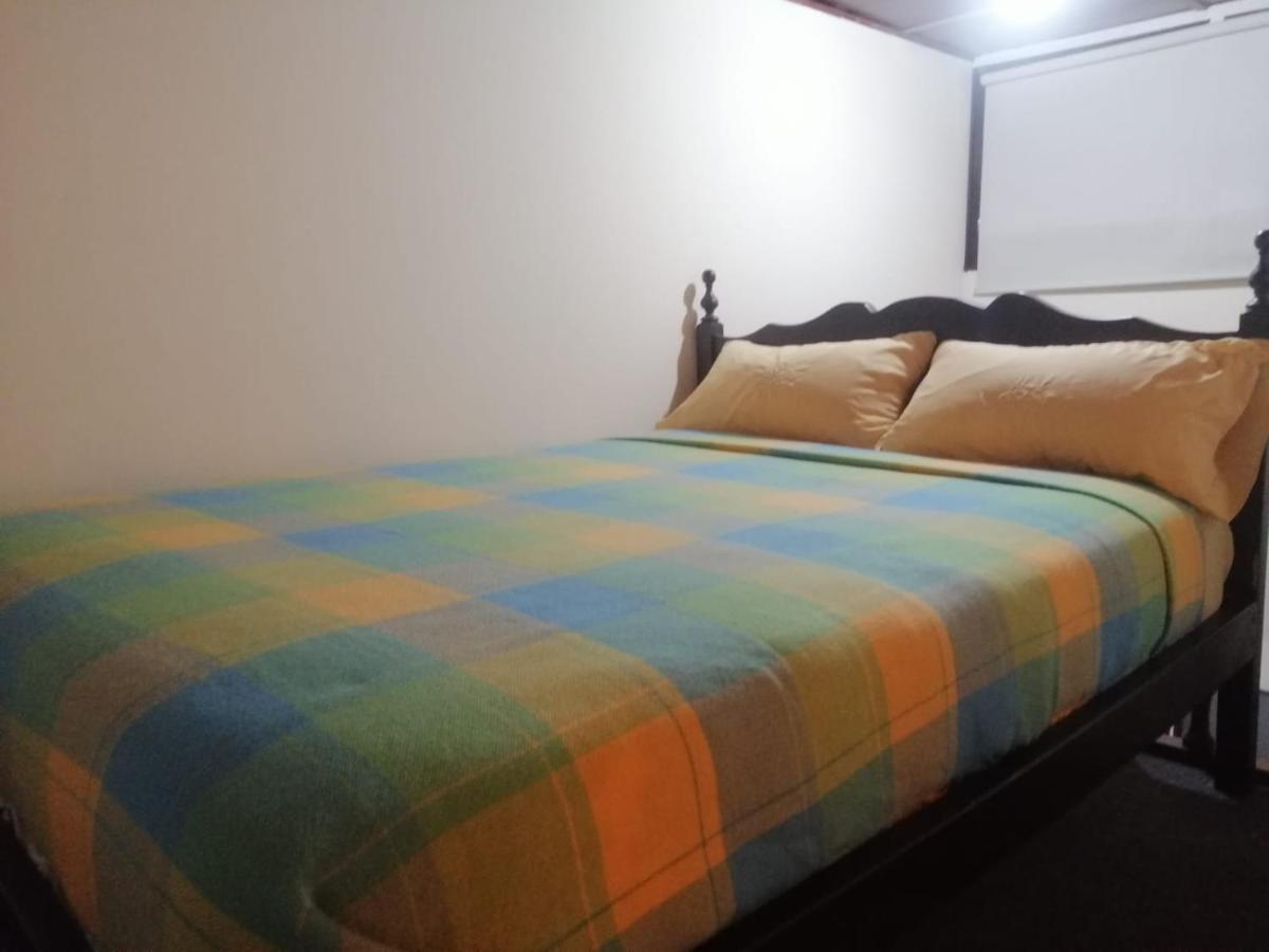 Hostal Victoria กีโต ภายนอก รูปภาพ